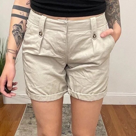 Burberry Brit Cuffed Khaki Bermuda Shorts Size 4 - Picture 1 of 7